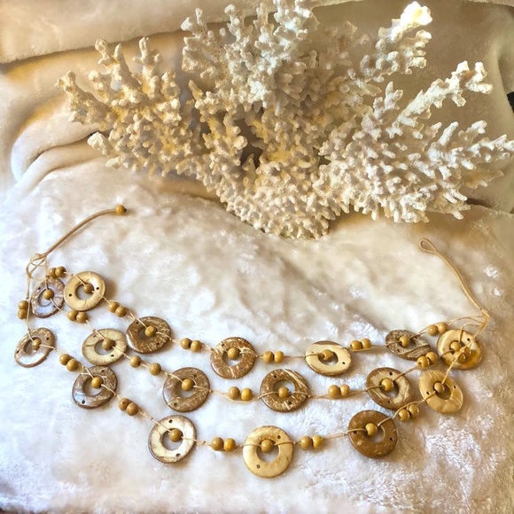 NEW 🥥🌴CARIBBEAN 3-STRAND GENUINE COCONUT SHELL BEADED TROPICAL STRING NECKLACE - Picture 2 of 4